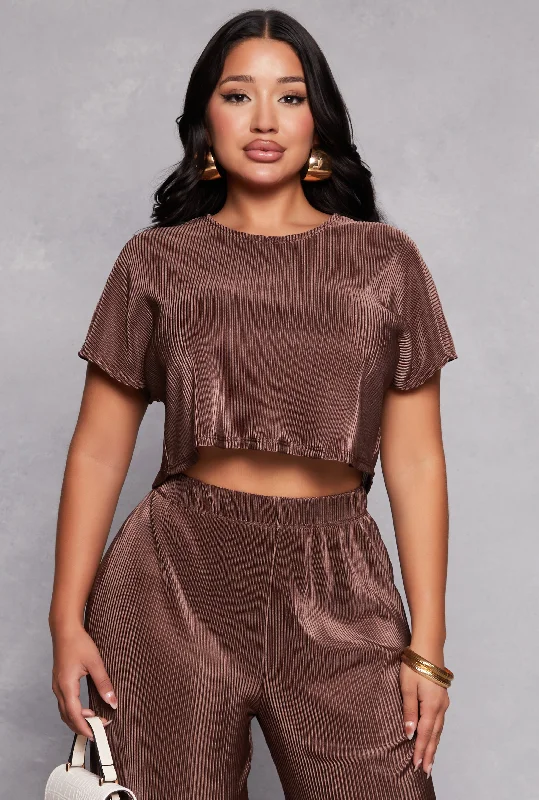 Plisse Crew Neck Crop Top