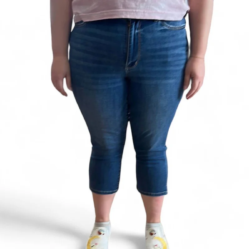 Mid Rise Capri Jean In Blue