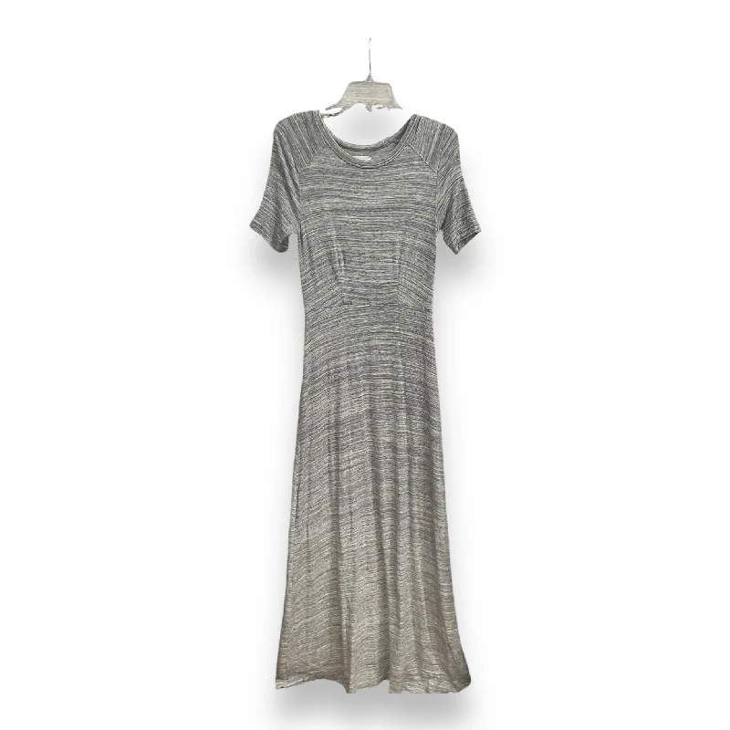 Dress Casual Maxi By Lou And Grey In Grey, Size: S